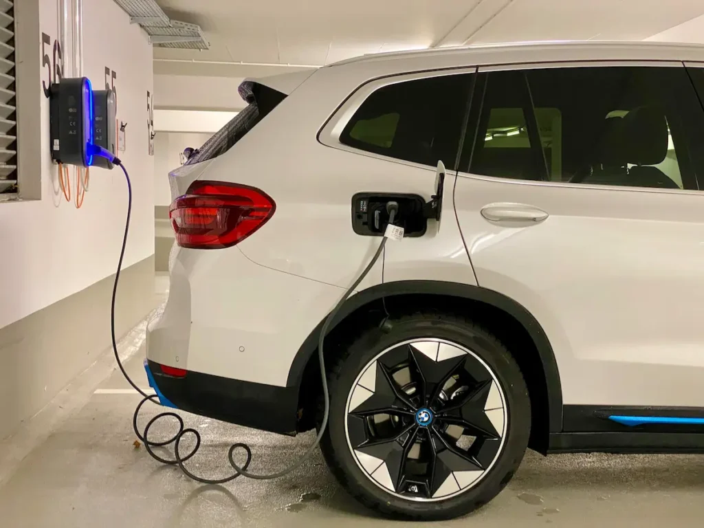 EV Home Charging in India 2025 : Setup, Real Costs & Smart Ways to Save 2 EV home Charging in india